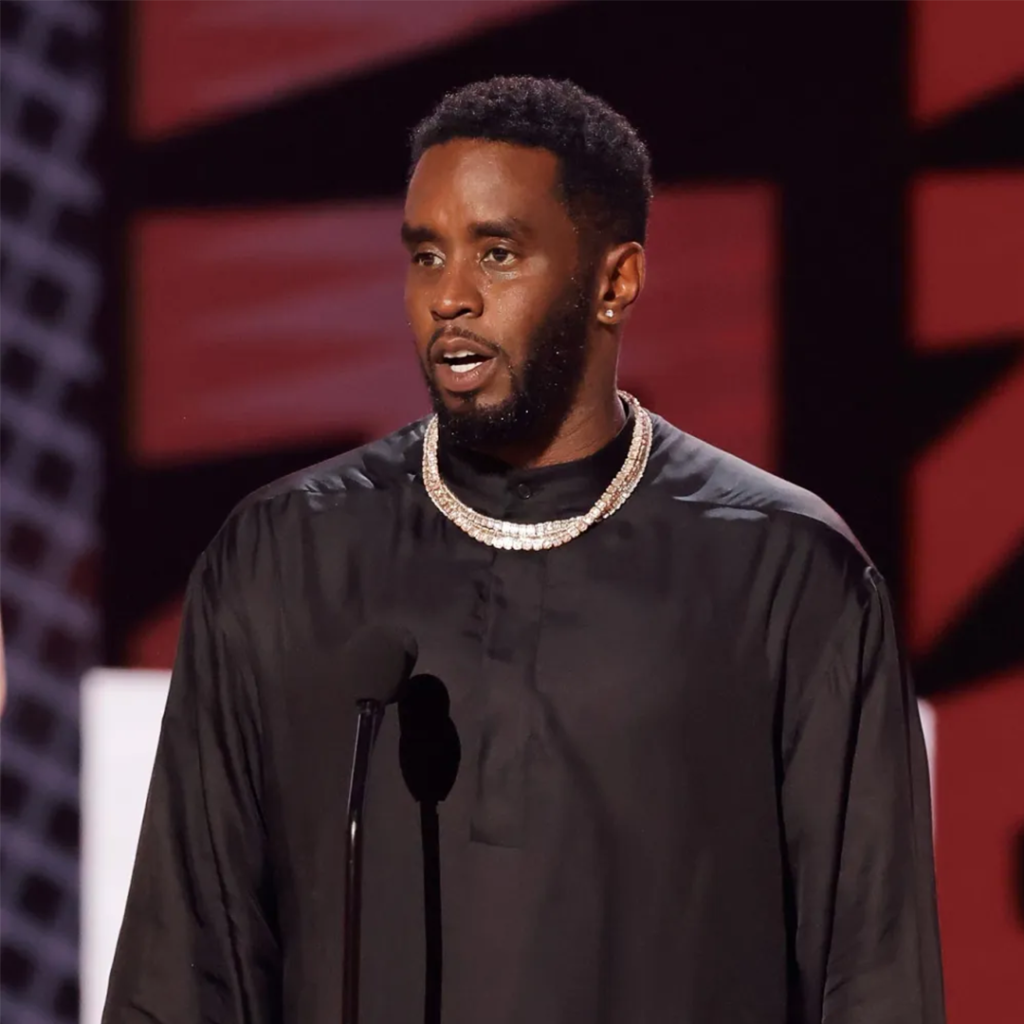 Diddy’s Lawyers Argue Notes Recently Seized From His Jail Cell Are ‘In Violation Of His 4th, 5th & 6th Amendment Rights.